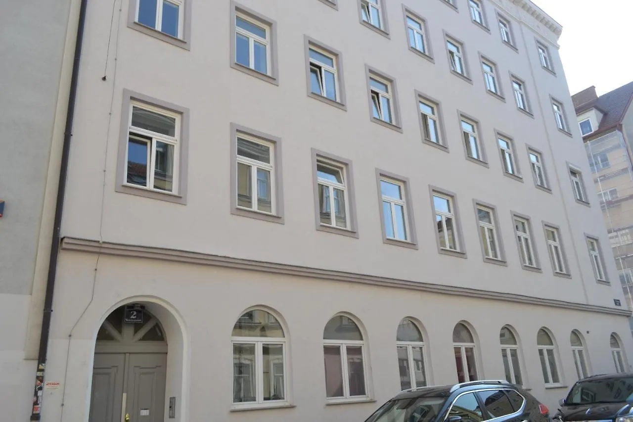 Goldfisch Apartment Taborstrasse Vienna Austria